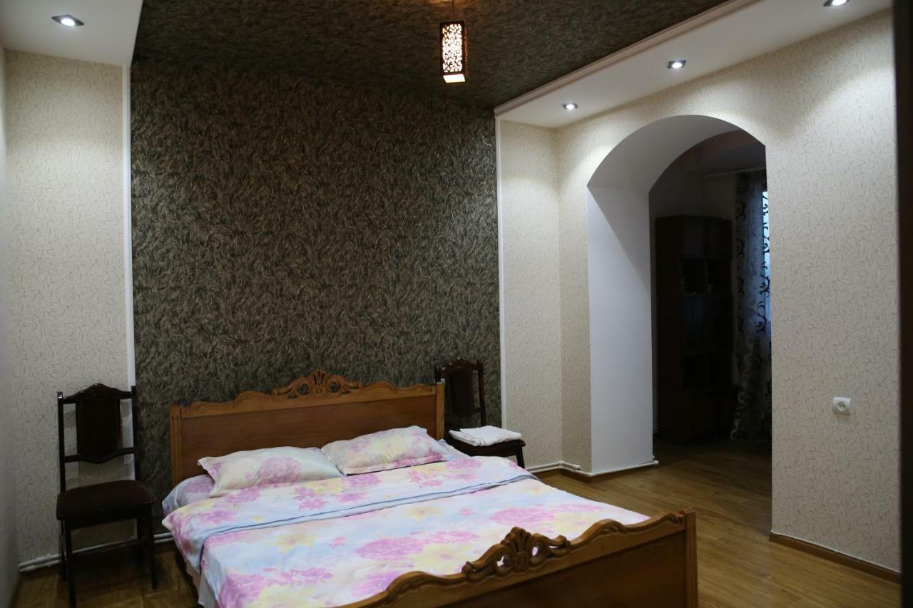 غيومري Srtashyan Apartments - Gorky Street المظهر الخارجي الصورة